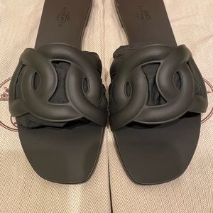 Hermès Black Aloha sandals